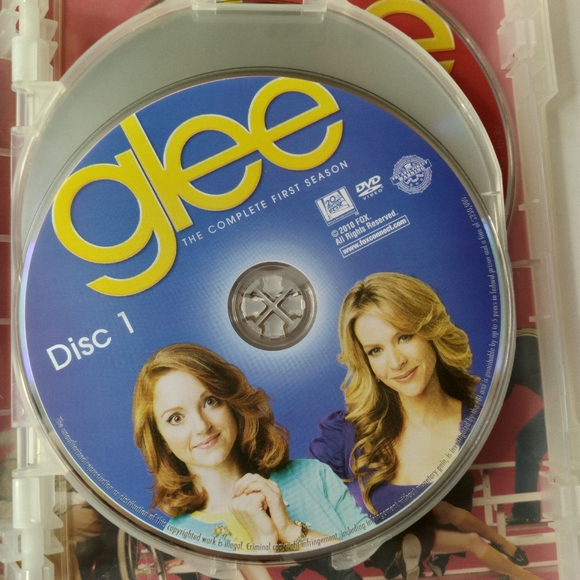 Glee Complete First Season 7-Disc DVD Box Set - Picture 10 of 16